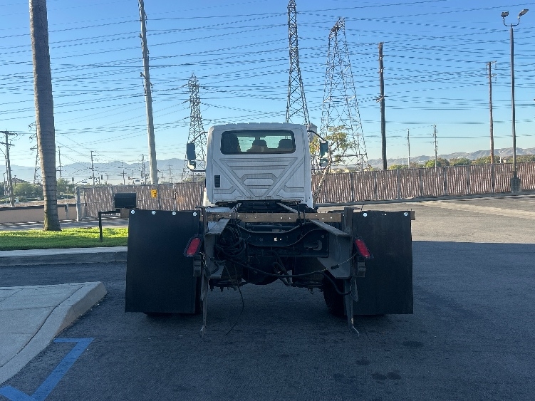 2020 International MV in Fontana, CA — photo 7