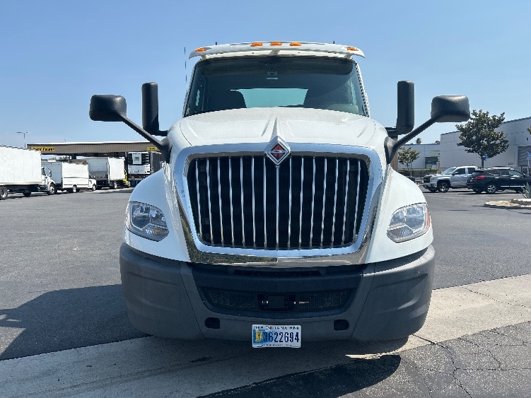 2020 International LT in Fontana, CA — photo 2