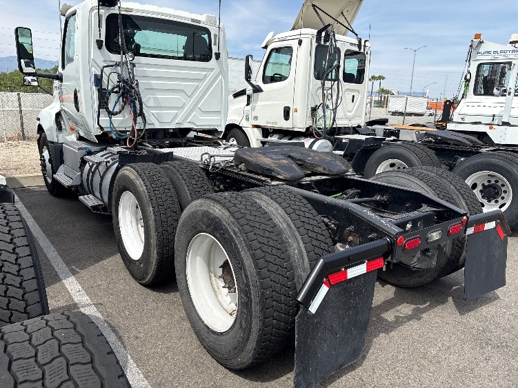 2020 International LT in Fontana, CA — photo 5
