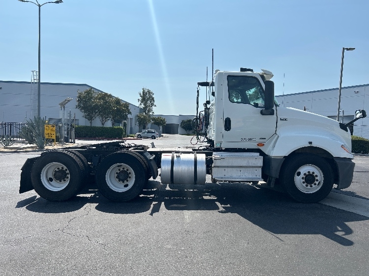 2020 International LT in Fontana, CA — photo 8