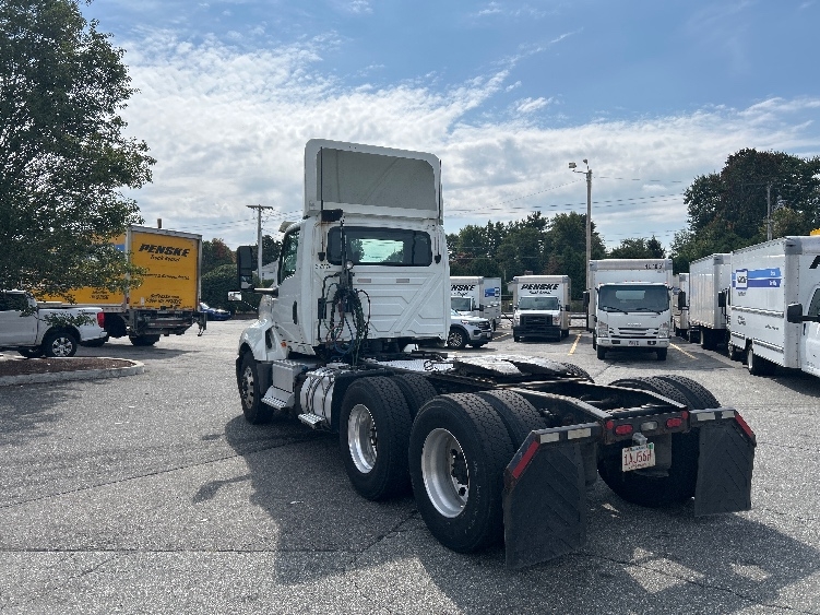 2020 International LT in Springfield, MA — photo 5