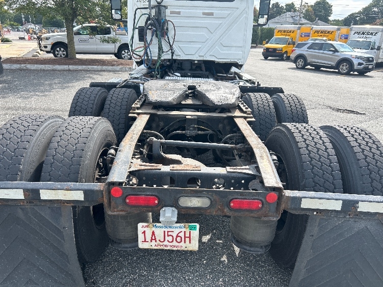 2020 International LT in Springfield, MA — photo 6