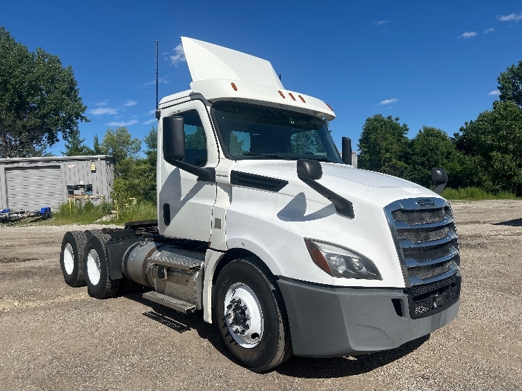 2020 Freightliner Cascadia in Melrose Park, IL