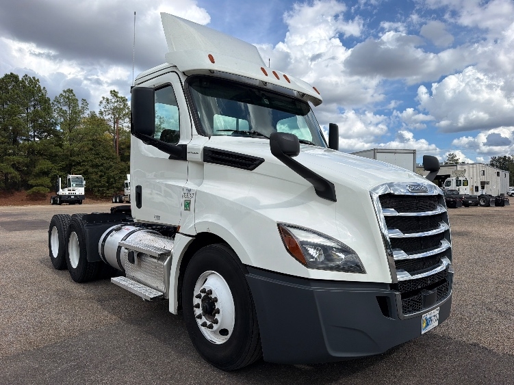 2020 Freightliner Cascadia in Belden, MS