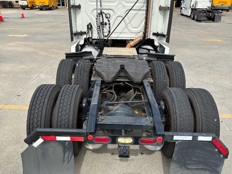 2020 Freightliner Cascadia in Montgomery, AL — photo 6