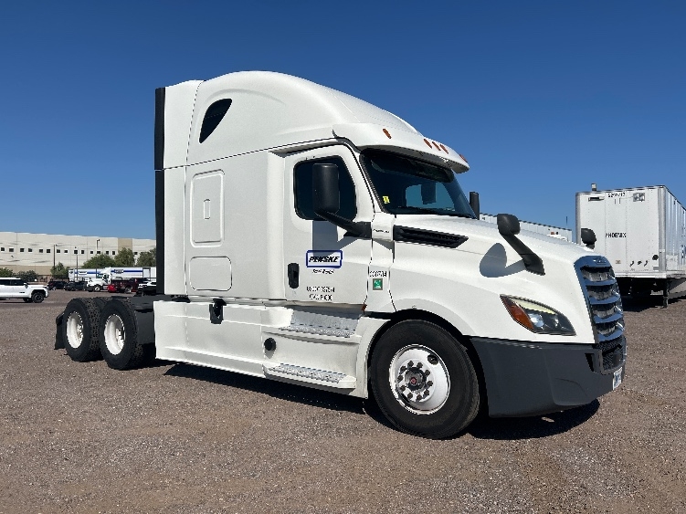 2020 Freightliner Cascadia in Phoenix, AZ