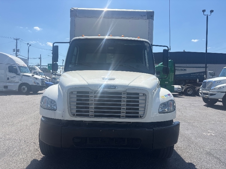 2020 Freightliner eM2 in North Bergen, NJ — photo 2