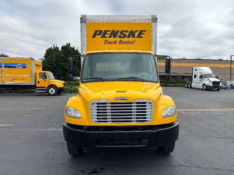 2020 Freightliner eM2 in Portland, OR — photo 2