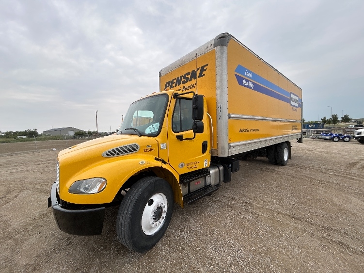 2020 Freightliner eM2 in Brooklyn Park, MN — photo 3
