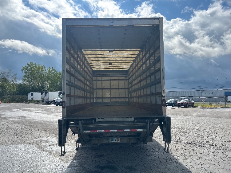 2020 Freightliner eM2 in Watertown, NY — photo 8