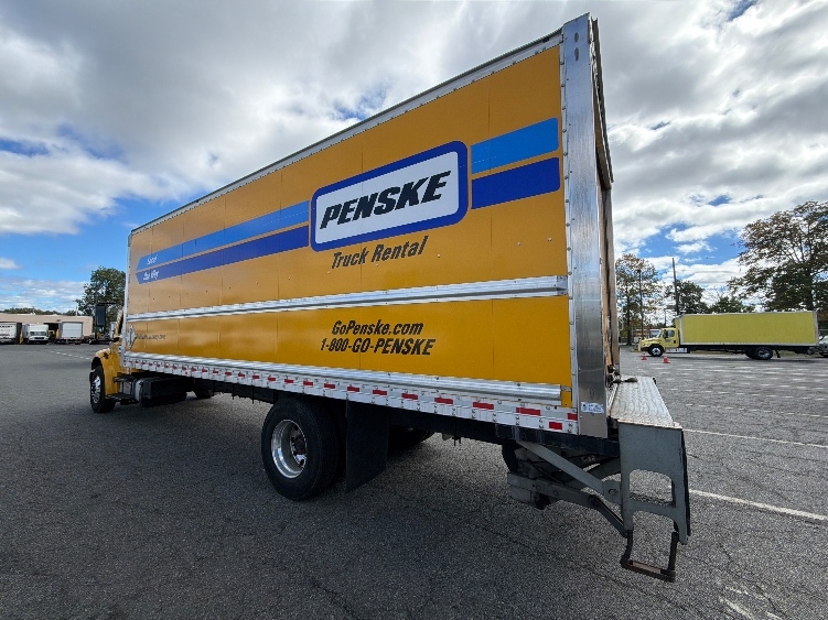 2020 Freightliner eM2 in South Plainfield, NJ — photo 6
