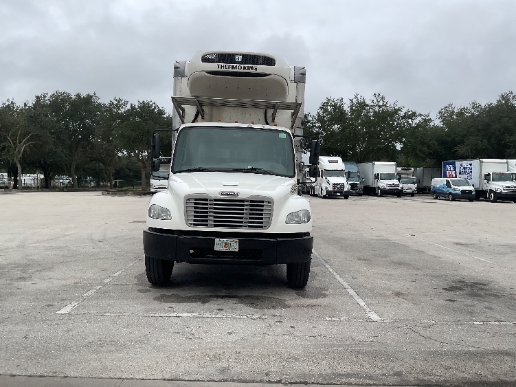 2020 Freightliner eM2 in Tampa, FL — photo 2