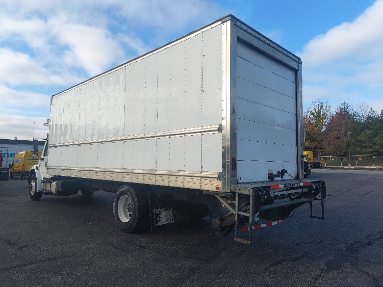2020 Freightliner eM2 in Middlefield, OH — photo 6