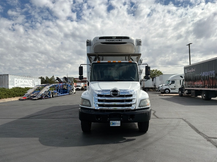 2020 Hino 268 in Aurora, CO — photo 2