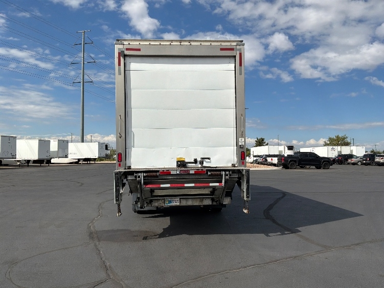 2020 Hino 268 in Aurora, CO — photo 7