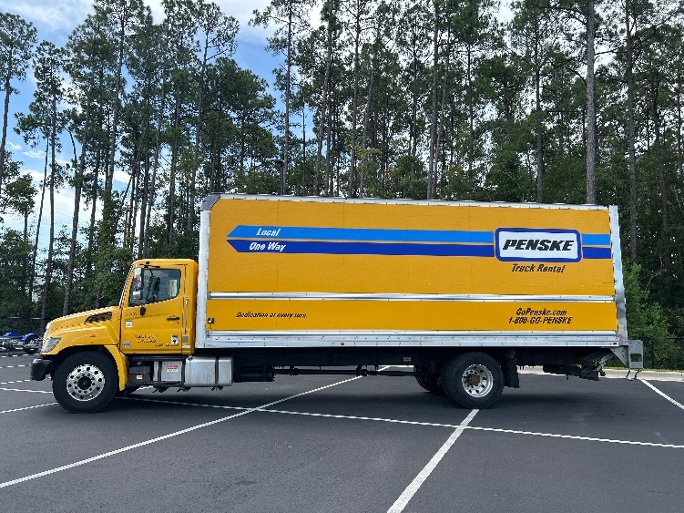 2020 Hino 268 in Augusta, GA — photo 4