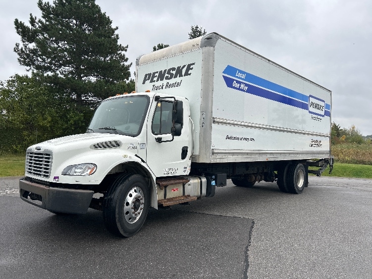2020 Freightliner eM2 in Fredonia, NY — photo 3