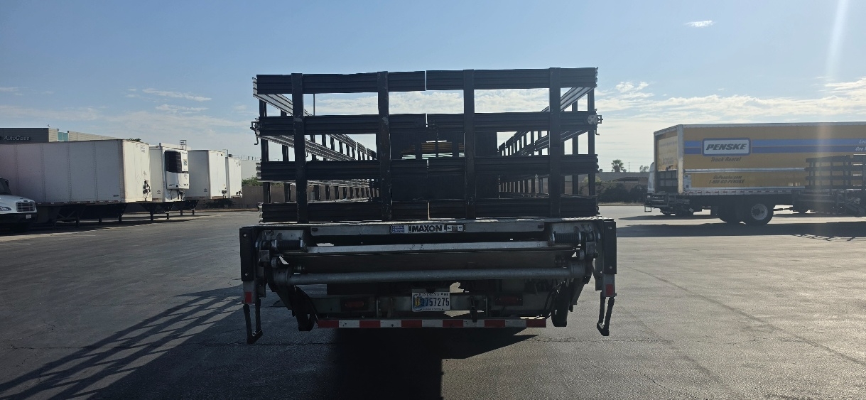 2020 Freightliner eM2 in Torrance, CA — photo 7