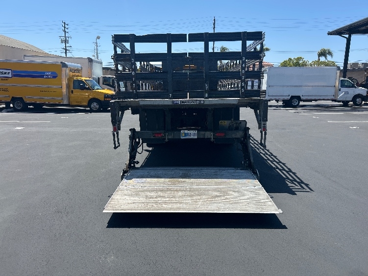 2020 Freightliner eM2 in Fresno, CA — photo 8