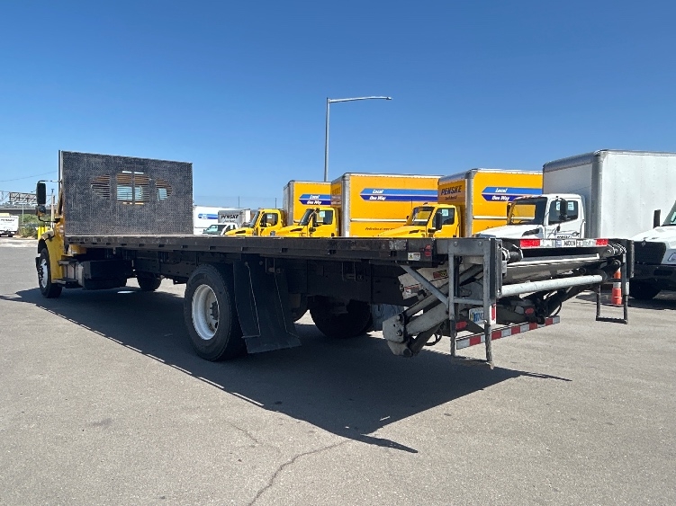 2020 Freightliner eM2 in Torrance, CA — photo 6