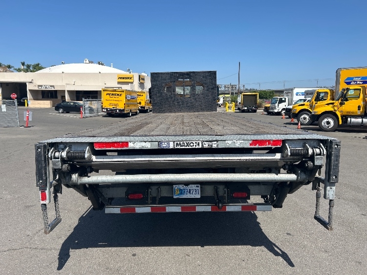 2020 Freightliner eM2 in Torrance, CA — photo 8