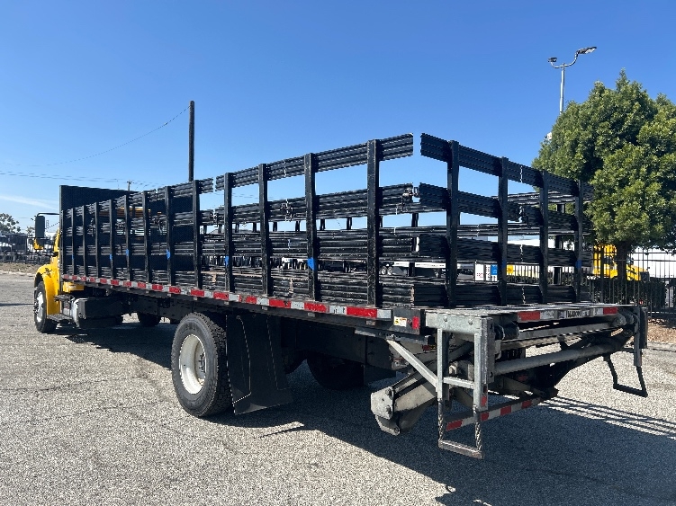 2020 Freightliner eM2 in Corona, CA — photo 6