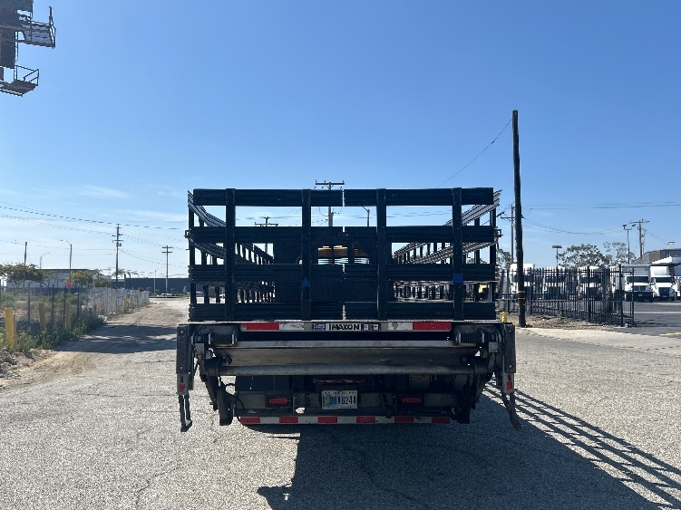 2020 Freightliner eM2 in Corona, CA — photo 7