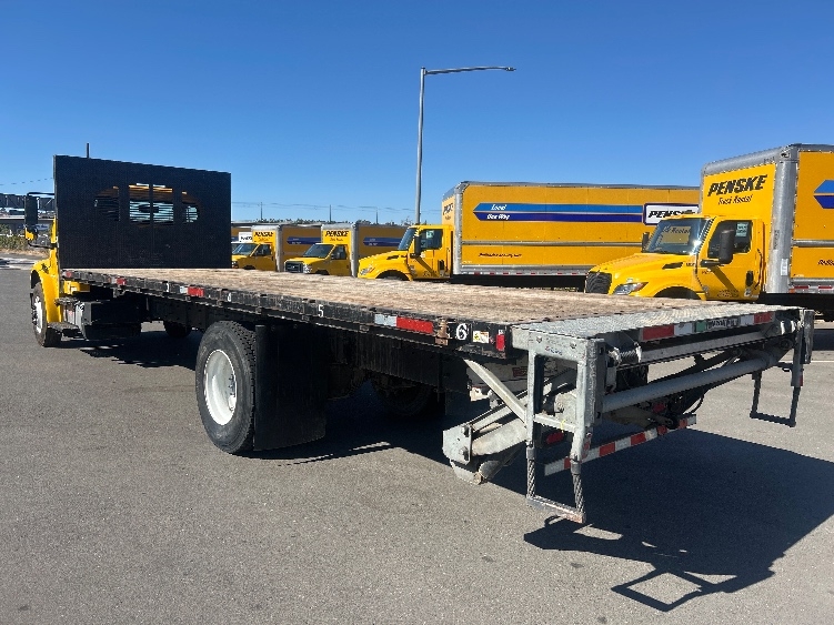 2020 Freightliner eM2 in Torrance, CA — photo 6
