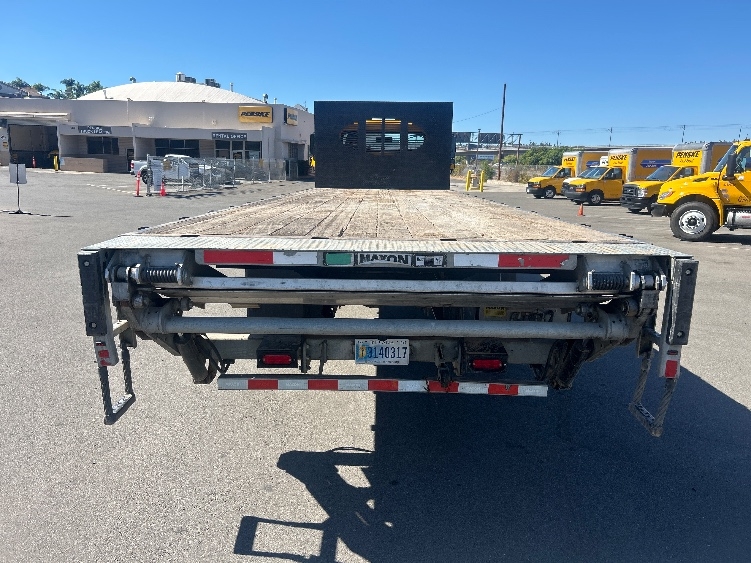 2020 Freightliner eM2 in Torrance, CA — photo 7