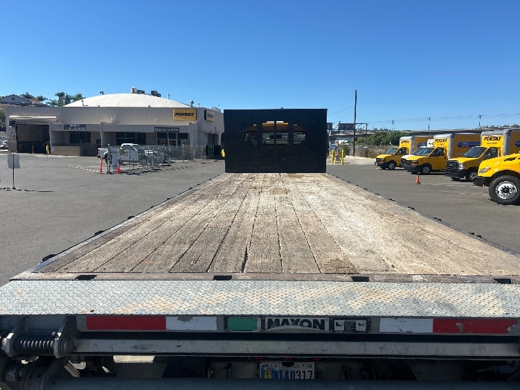 2020 Freightliner eM2 in Torrance, CA — photo 8