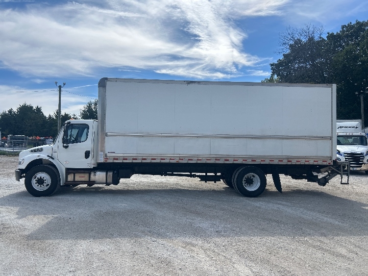 2020 Freightliner eM2 in Moberly, MO — photo 4