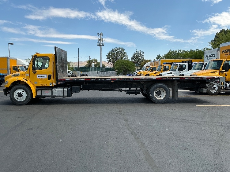 2020 Freightliner eM2 in West Sacramento, CA — photo 4
