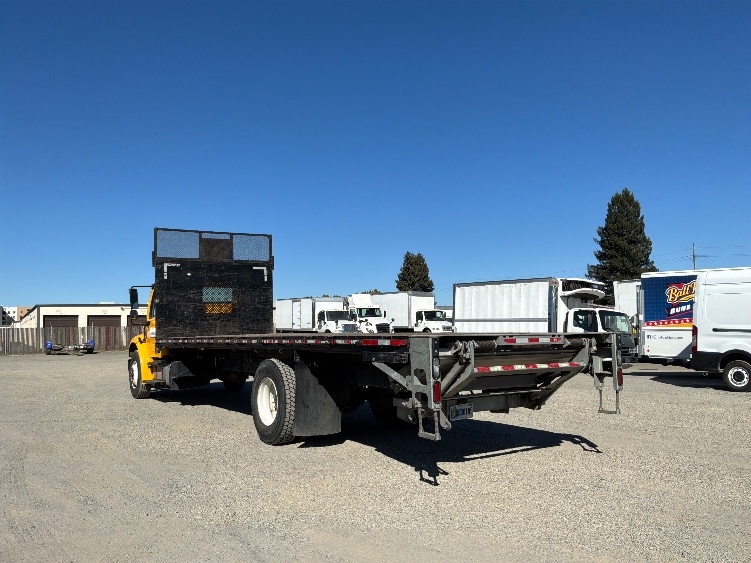 2020 Freightliner eM2 in Santa Rosa, CA — photo 6