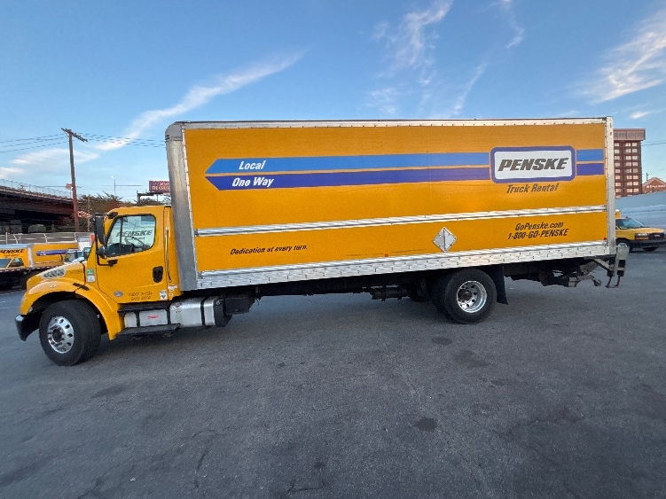 2020 Freightliner eM2 in Parsippany, NJ — photo 4