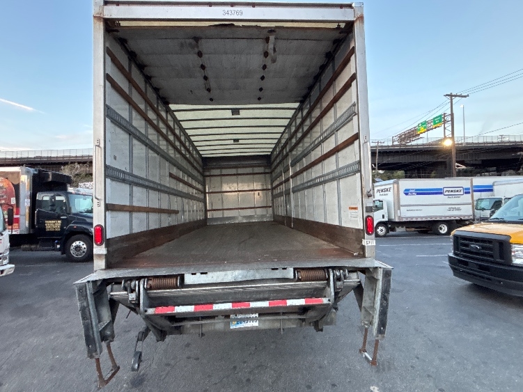 2020 Freightliner eM2 in Parsippany, NJ — photo 8