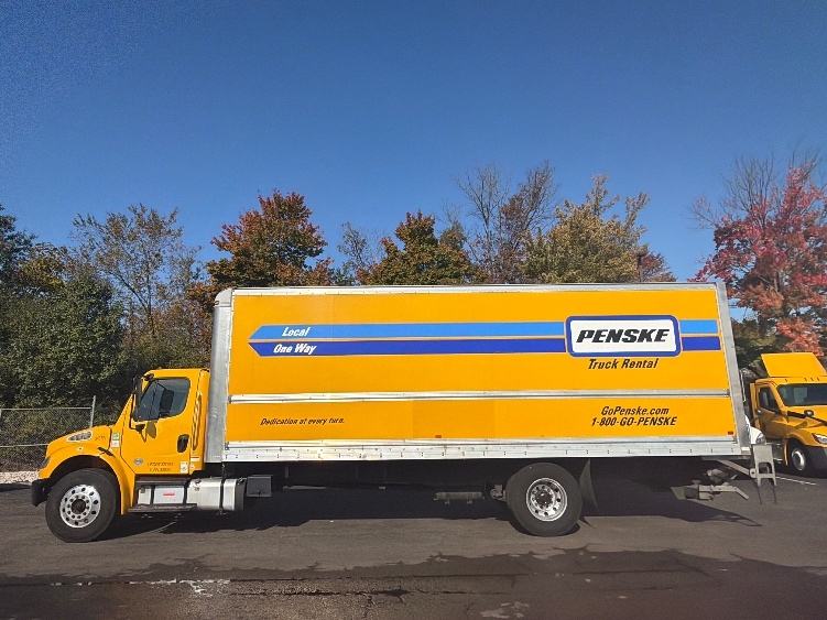 2020 Freightliner eM2 in North Bergen, NJ — photo 4