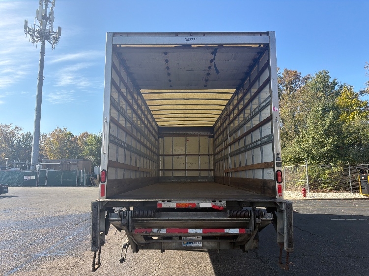 2020 Freightliner eM2 in North Bergen, NJ — photo 8