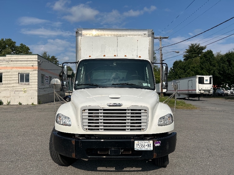 2021 Freightliner eM2 in Albany, NY — photo 2