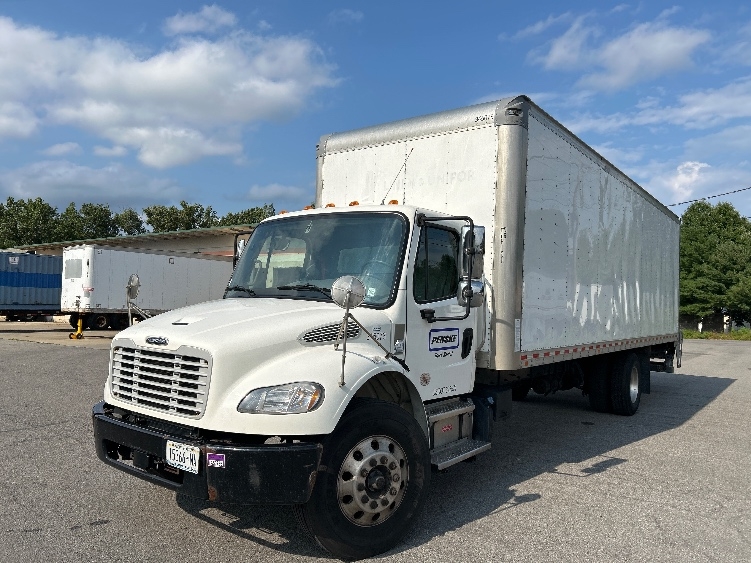 2021 Freightliner eM2 in Albany, NY — photo 3