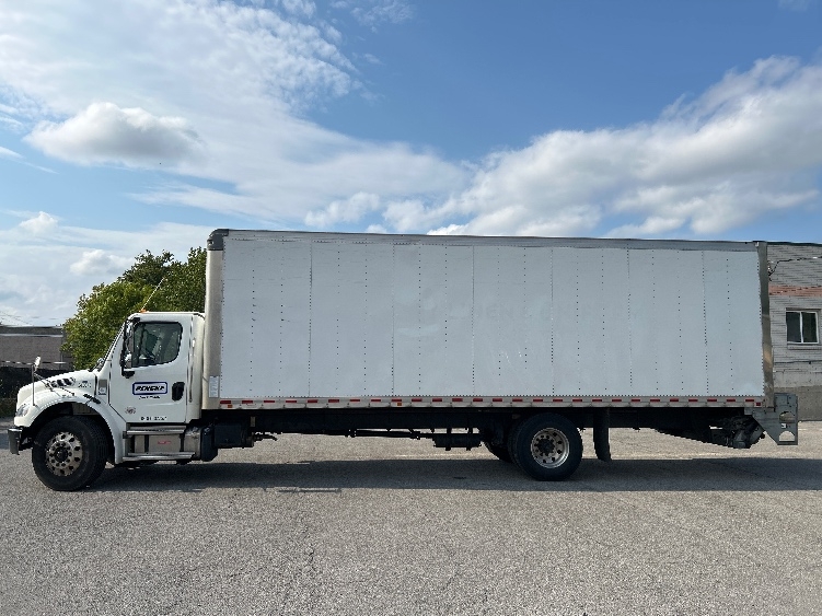2021 Freightliner eM2 in Albany, NY — photo 4