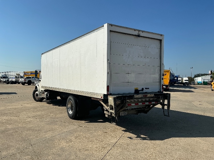 2021 Freightliner eM2 in Hammond, LA — photo 6
