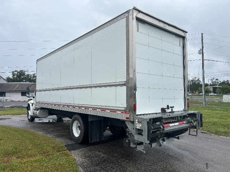 2020 International MV in Ocala, FL — photo 6