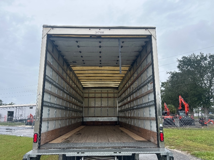 2020 International MV in Ocala, FL — photo 8
