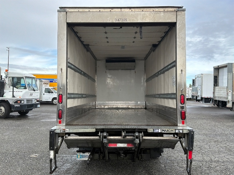 2020 Isuzu NRR in Everett, WA — photo 8