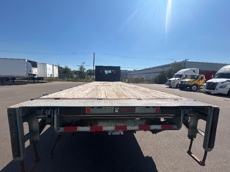 2020 Hino 268 in Brooklyn Park, MN — photo 8