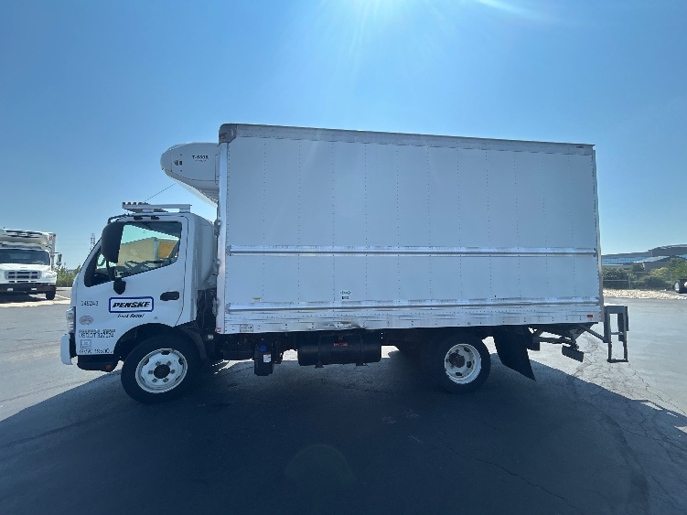 2020 Hino 195 in East Liberty, OH — photo 4