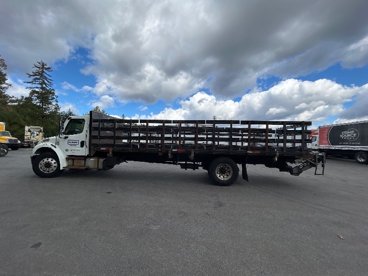 2020 Freightliner eM2 in Braintree, MA — photo 4