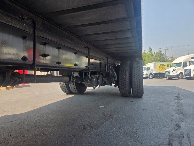 2020 Freightliner eM2 in Kent, WA — photo 5