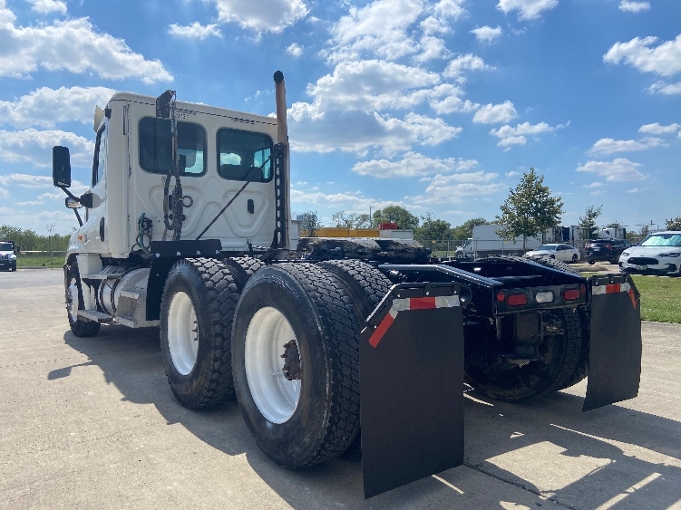 2020 Freightliner Cascadia in San Antonio, TX — photo 5