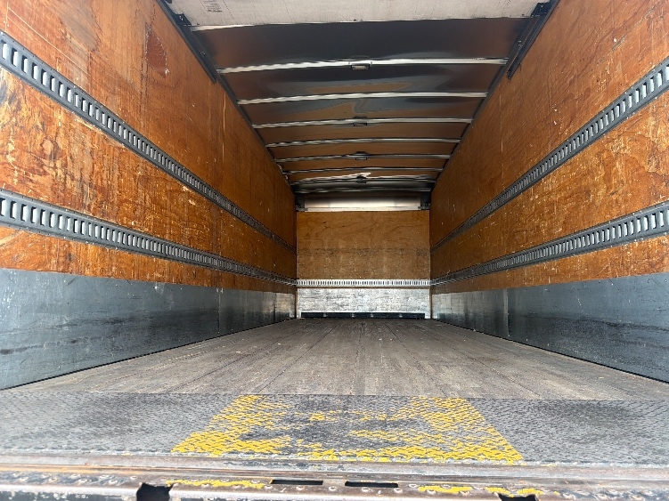 2020 Freightliner M2 112 in Fontana, CA — photo 8
